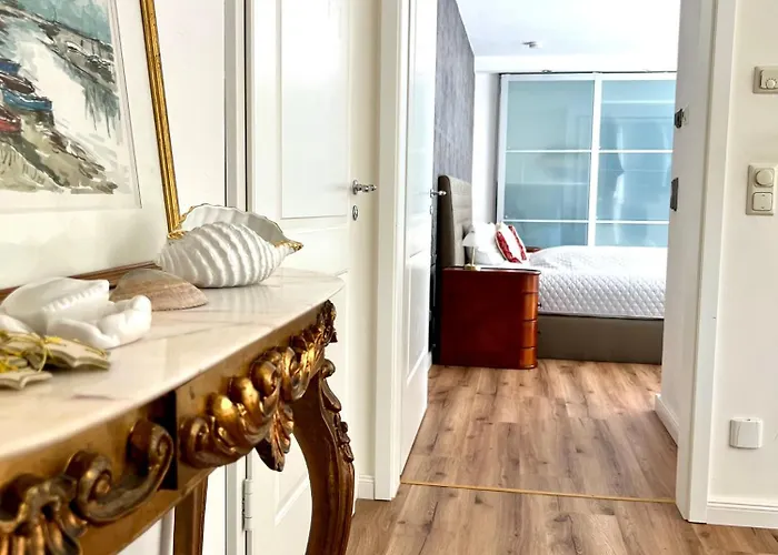 Julian Doppelzimmer Sued